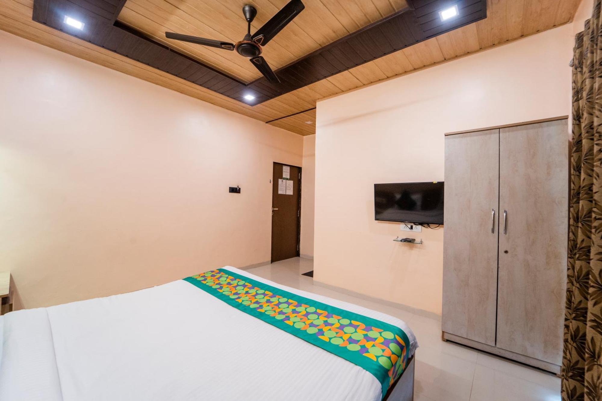 Treebo Trend Hotel Iceberg Mahābaleshwar Buitenkant foto