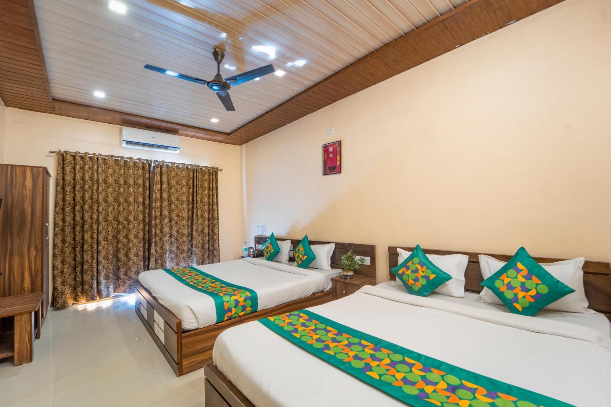 Treebo Trend Hotel Iceberg Mahābaleshwar Buitenkant foto