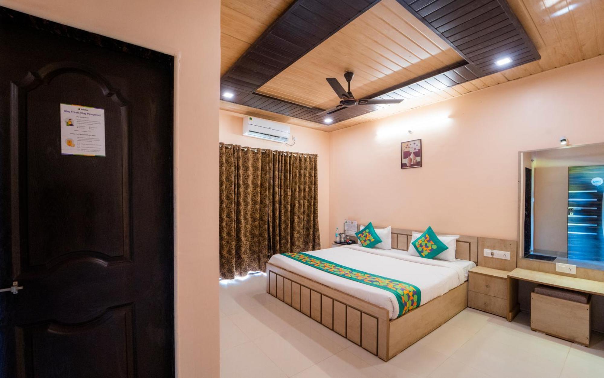 Treebo Trend Hotel Iceberg Mahābaleshwar Buitenkant foto